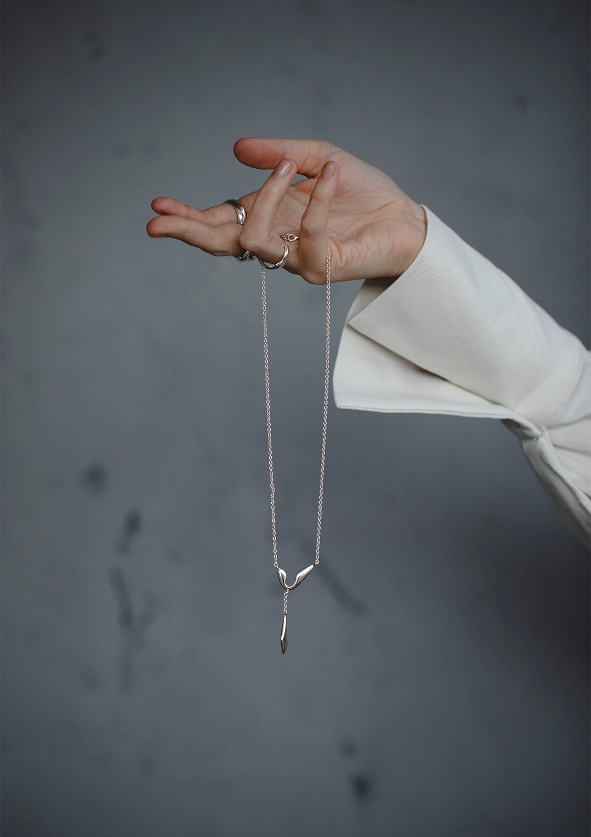 Lark short necklace