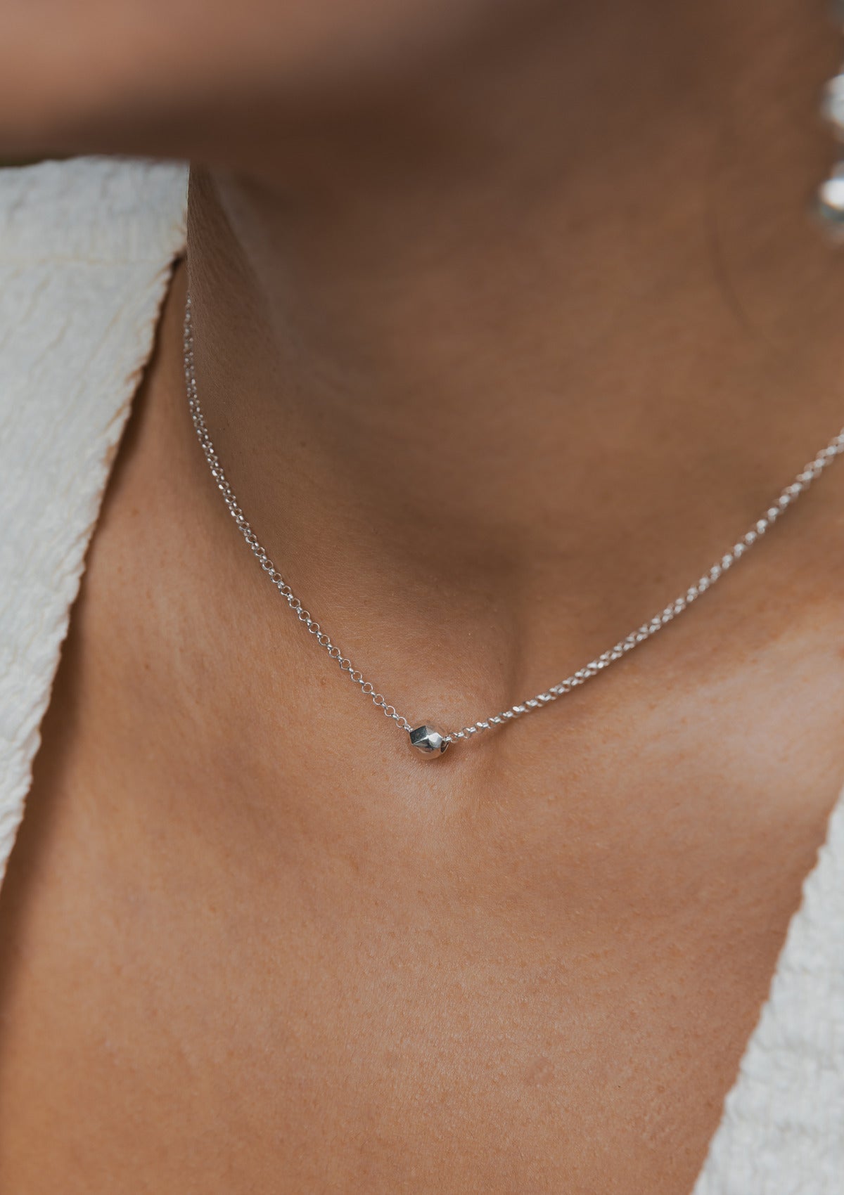 Disco ball necklace — на теле