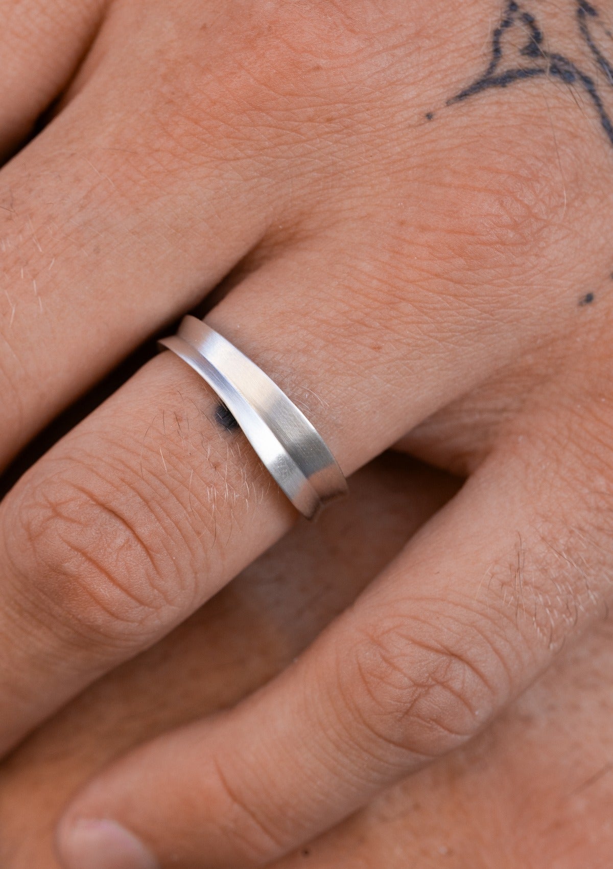 Linea Men’s Ring in Silver