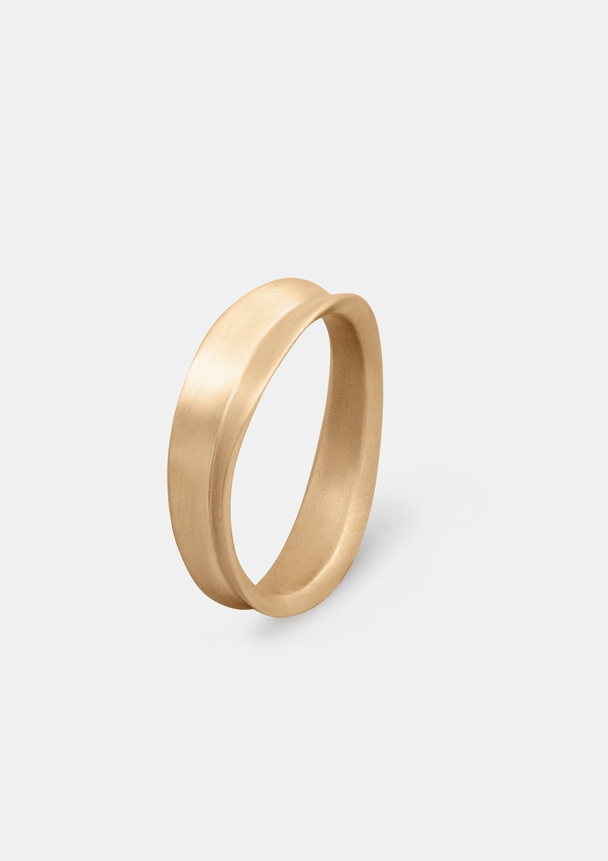 Linea Men’s Ring in solid yellow gold