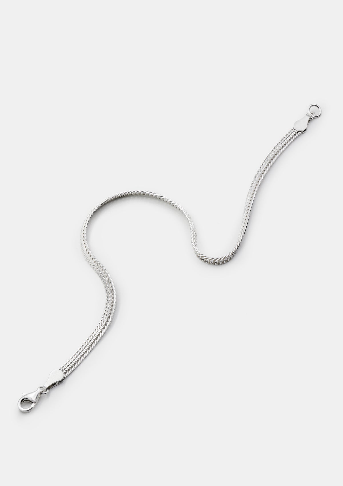 Sterling silver chain bracelet, minimalist and elegant for everyday wear