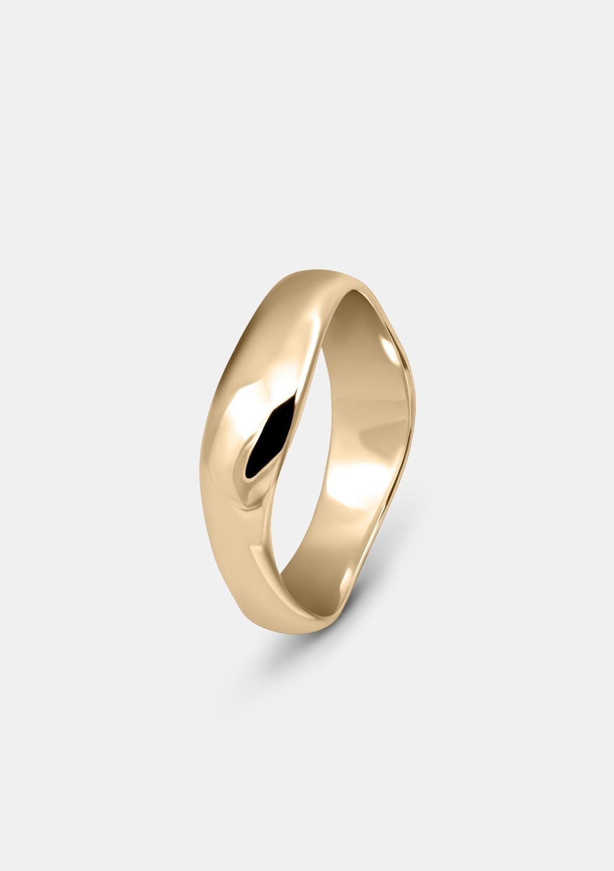 Marea Men’s Ring in solid yellow gold – product view