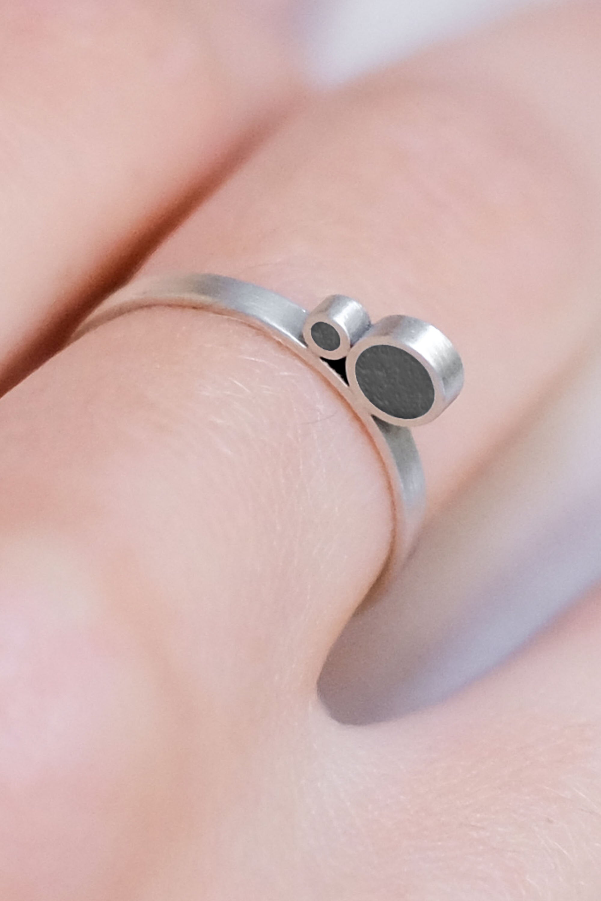 Concrete two circles ring