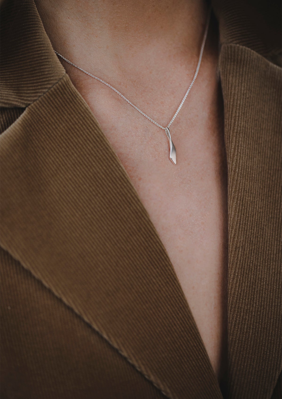 Sena necklace
