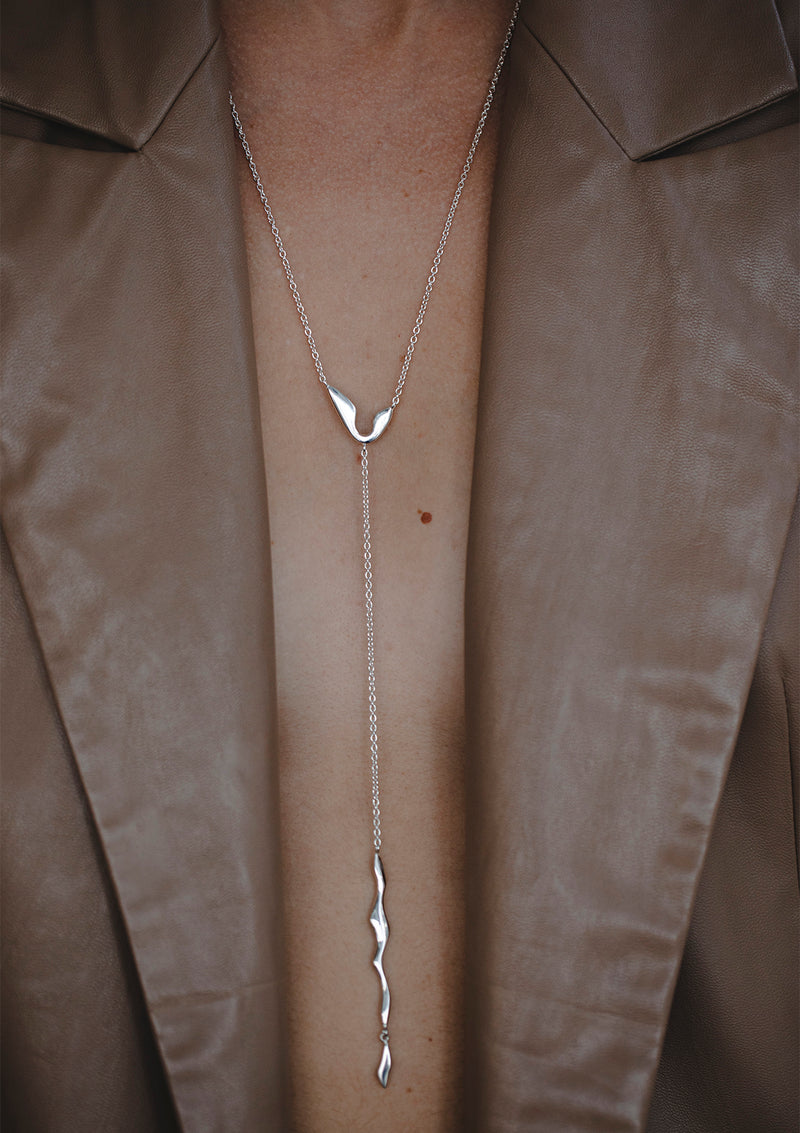Lark sautoir necklace