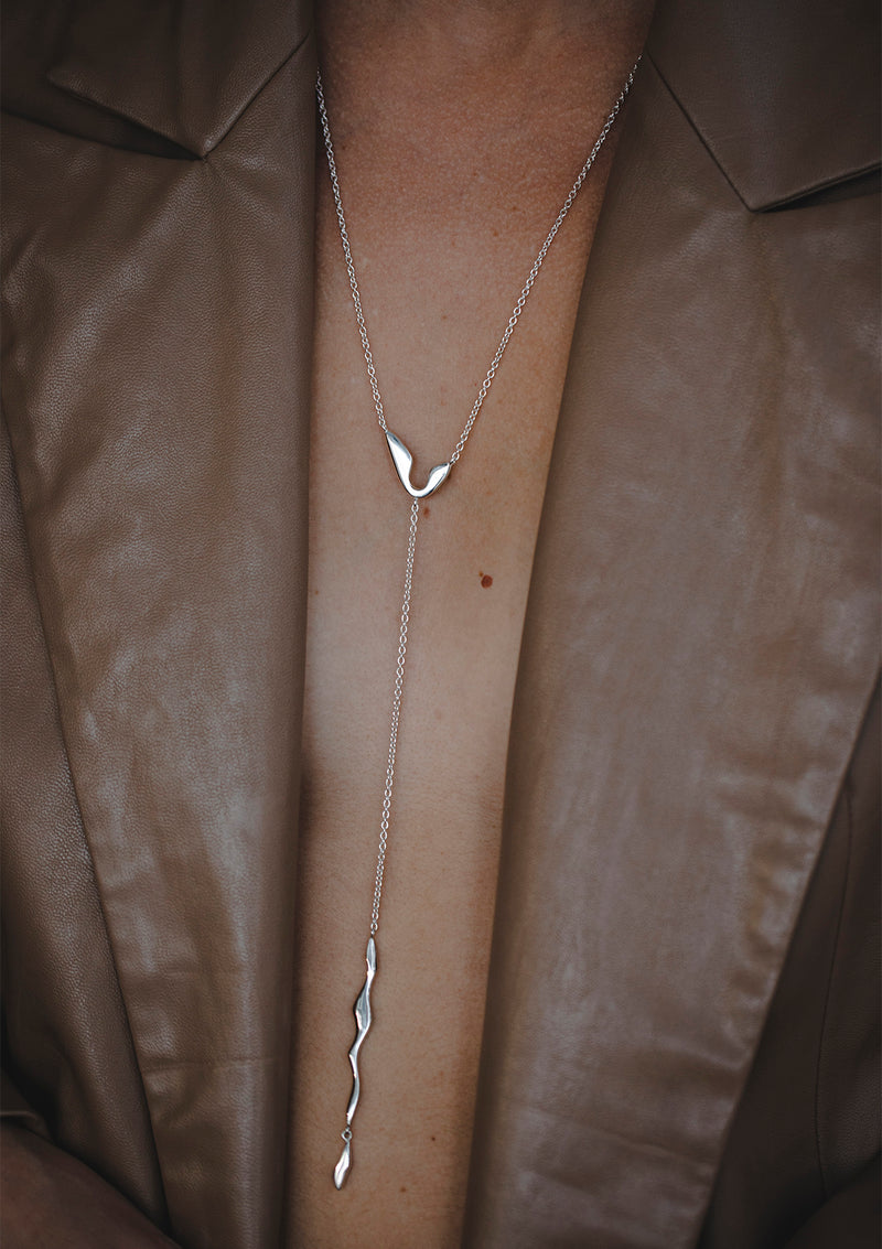 Lark sautoir necklace