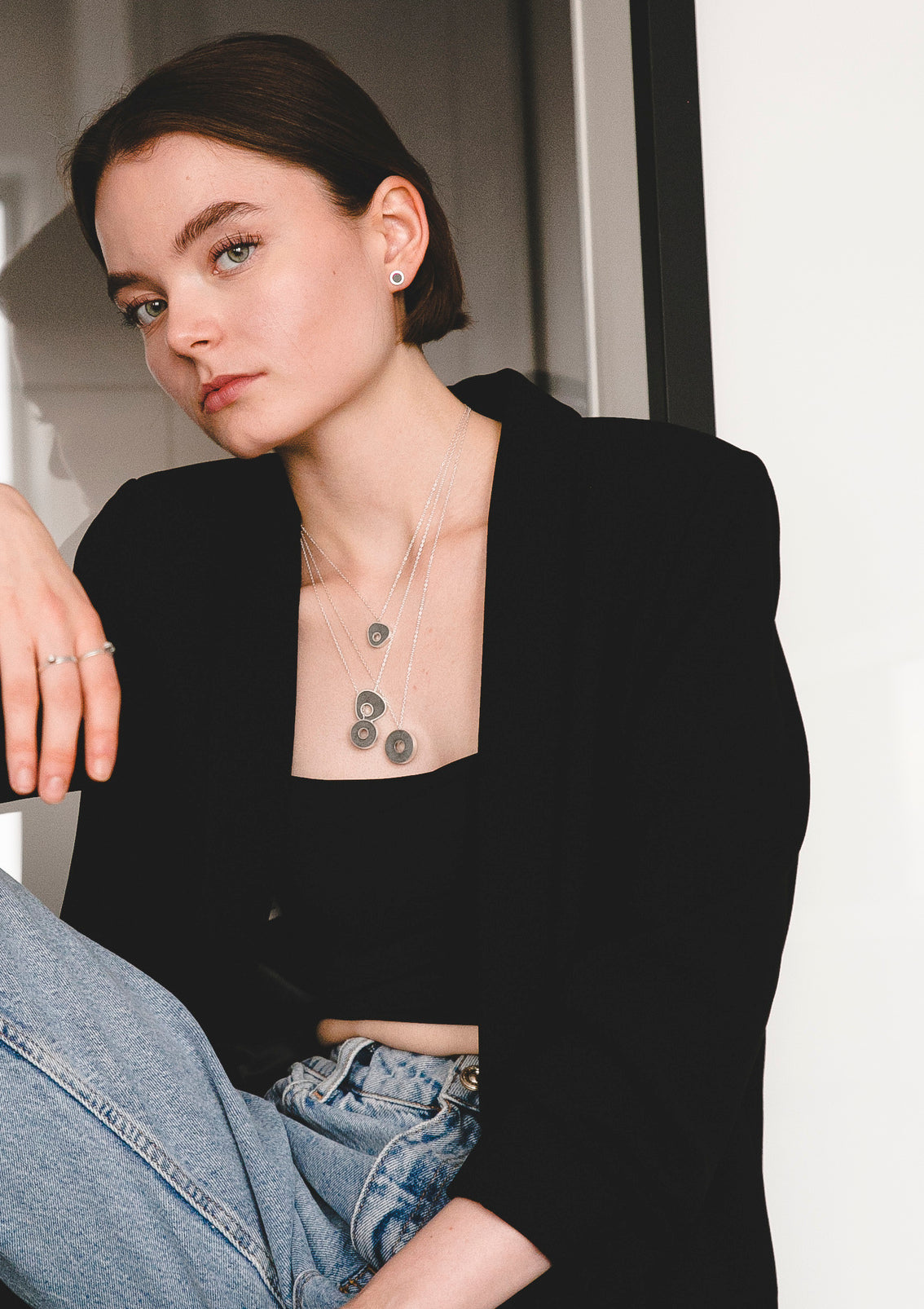 Dot concrete earrings