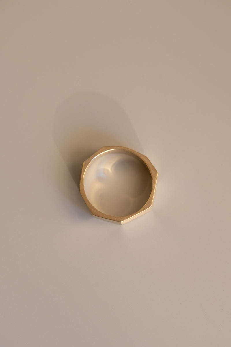 Wide gold faceted men's ring