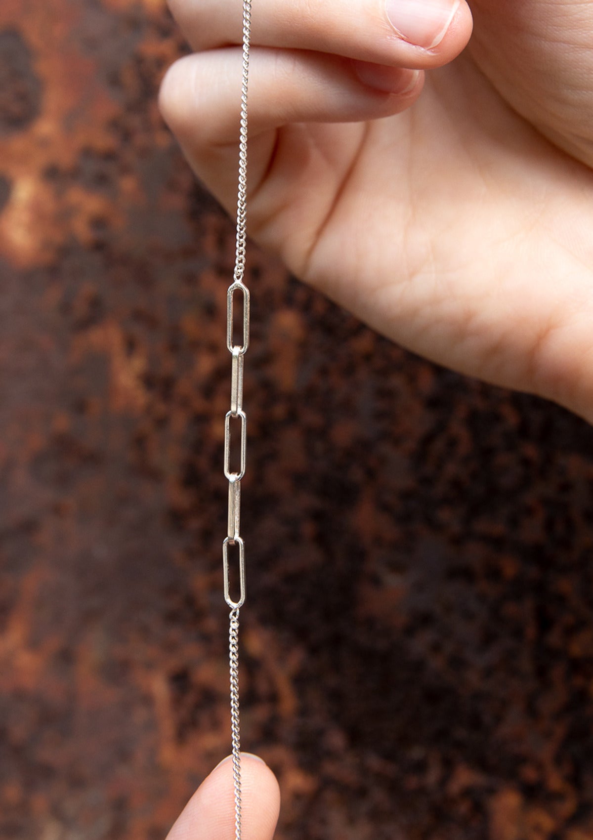 Amelia necklace — на теле