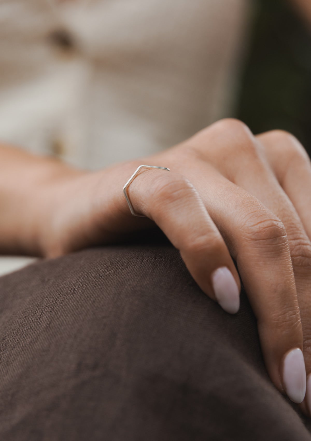 Hexagon ring — на теле