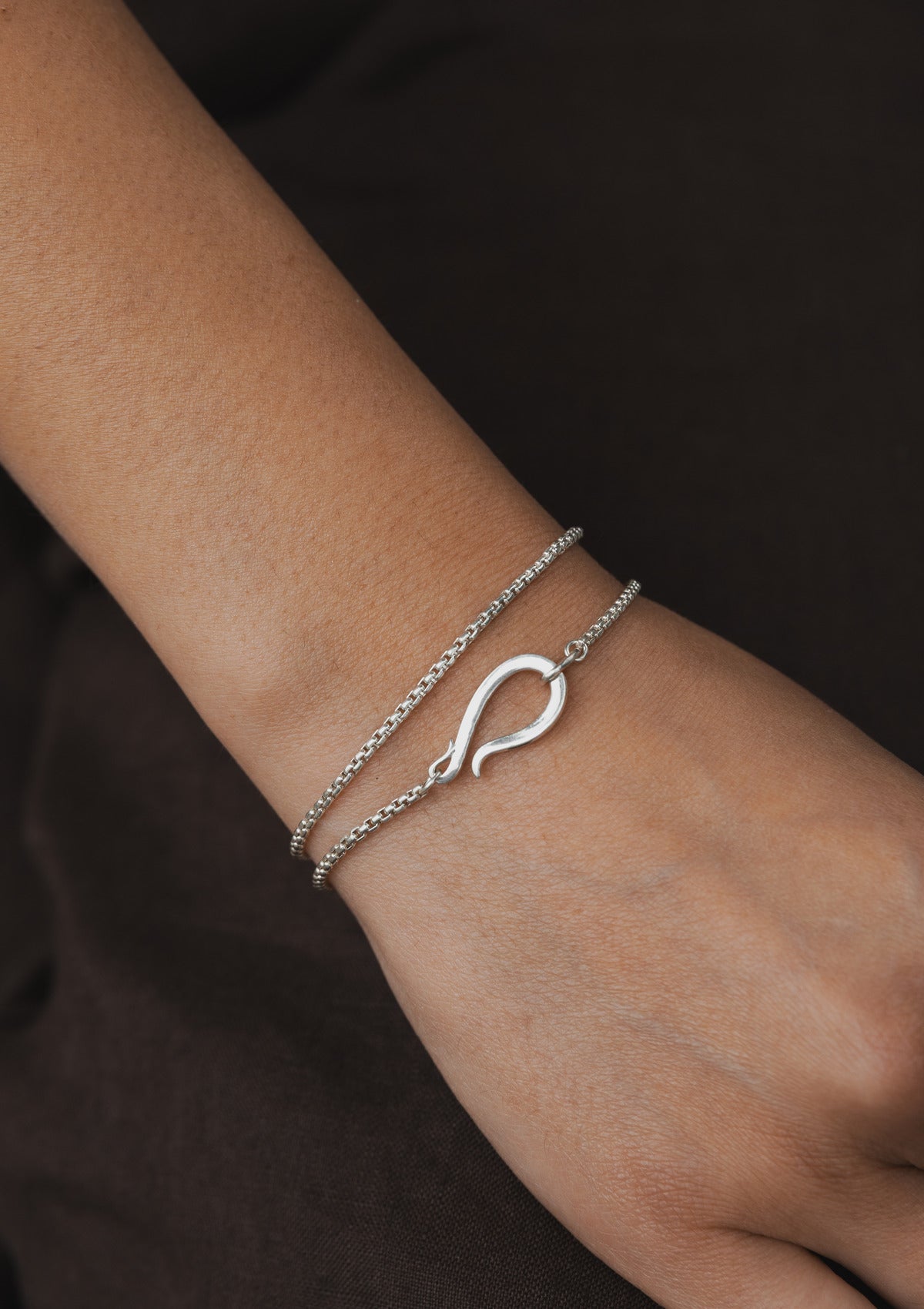 Elva double bracelet — на теле