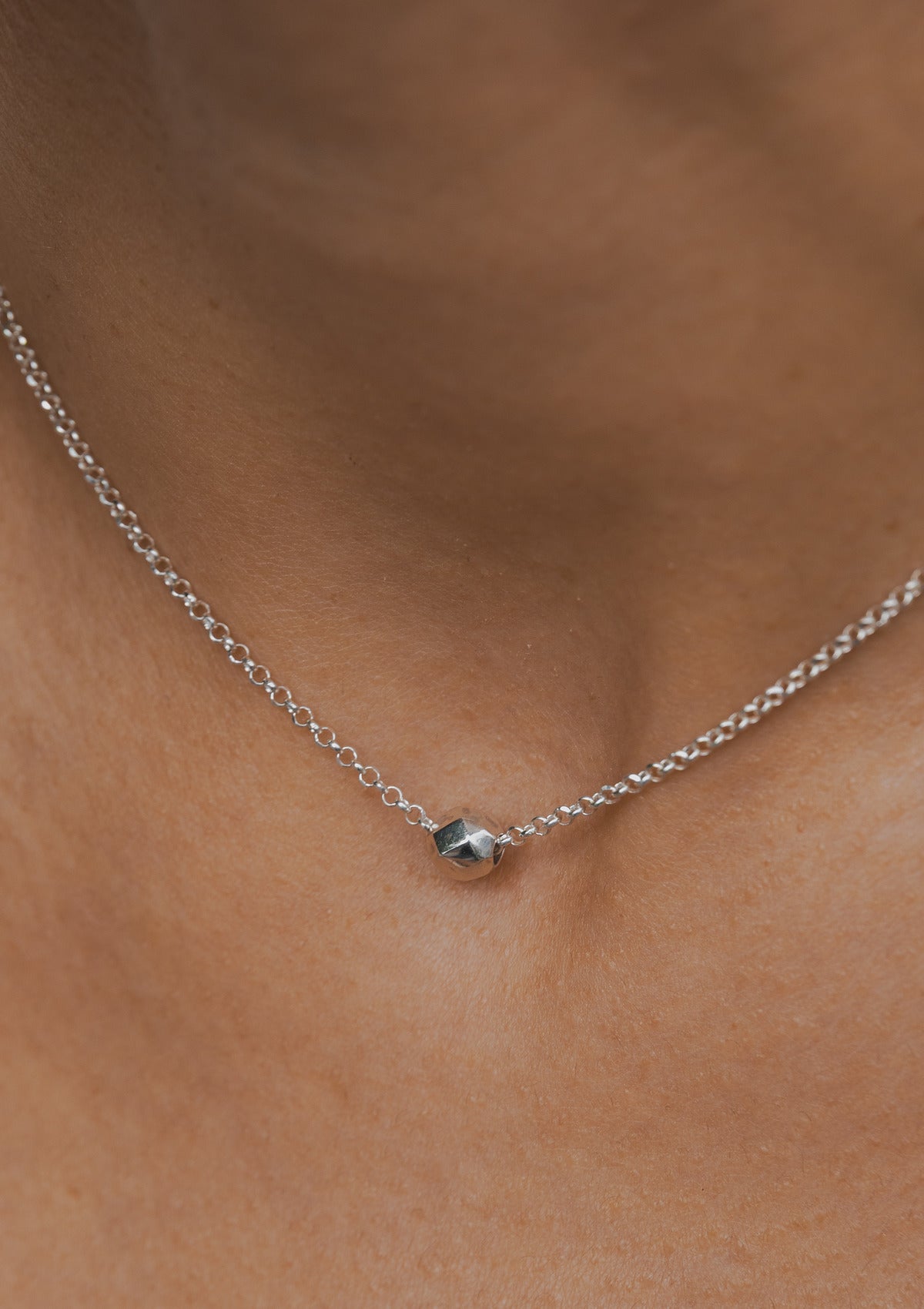 Disco ball necklace — на теле