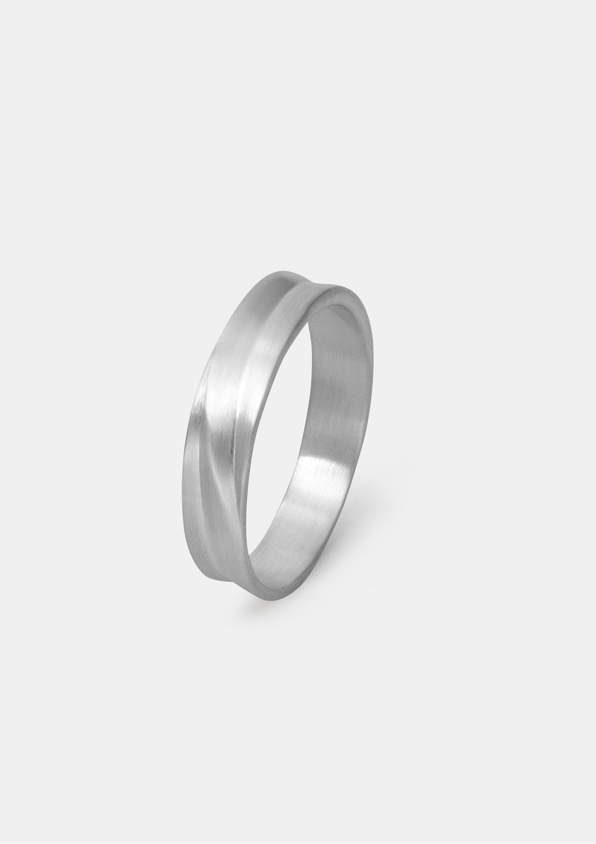 Echo Men’s Ring in Silver