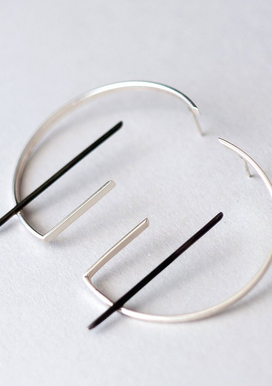 Large geometric earrings by Sofia Kov – view 3