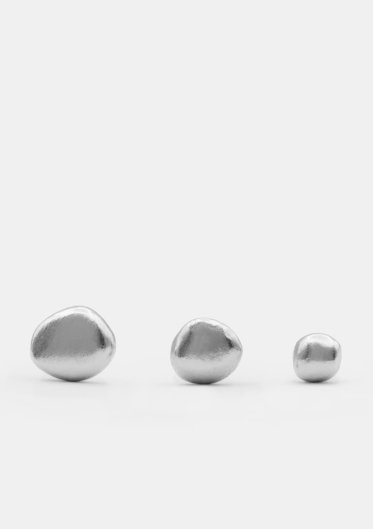Pebble earrings