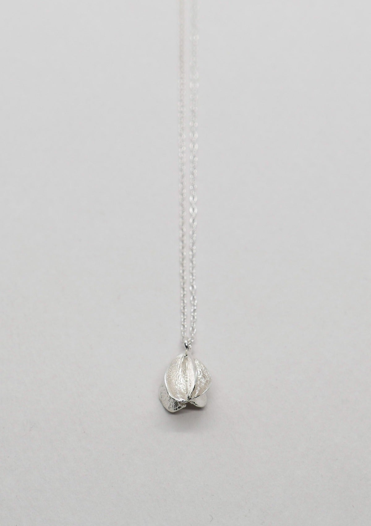 Seed necklace — предметка
