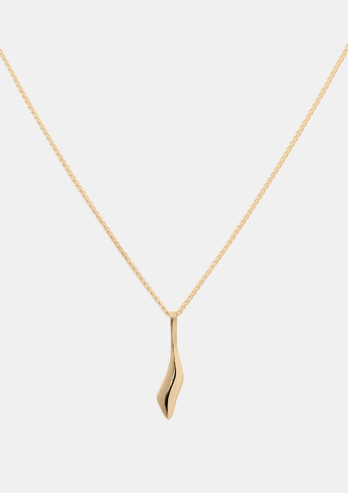 Sena necklace in gold