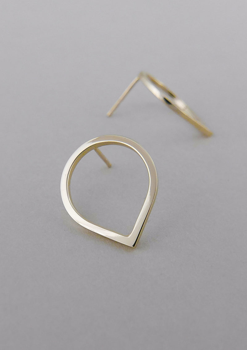 Gold teardrop earrings