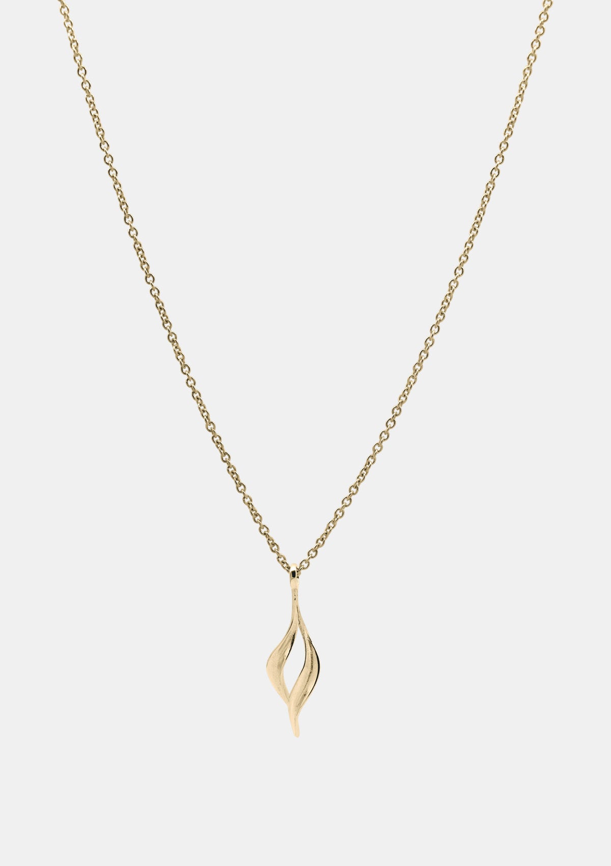 Thalia necklace in solid gold