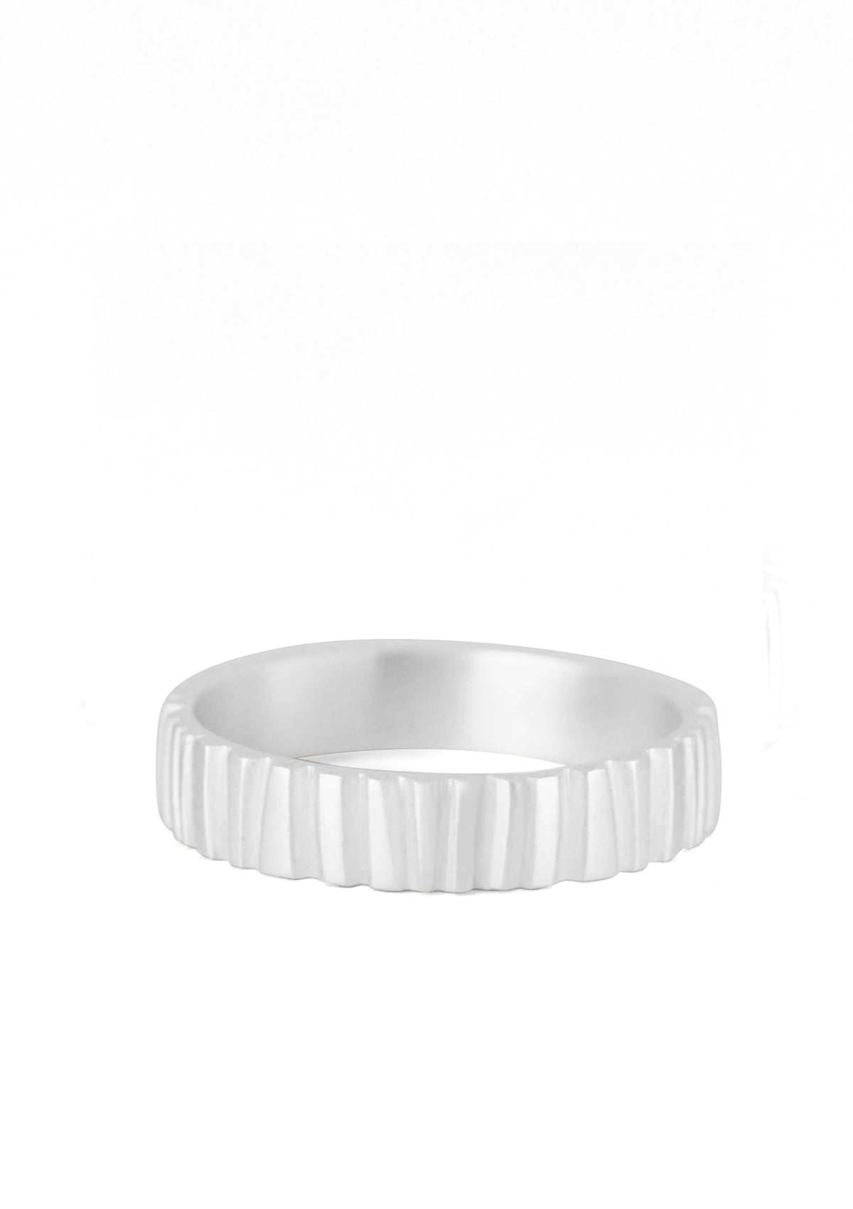 Tree bark ring in sterling silver by Sofia Kov – product view