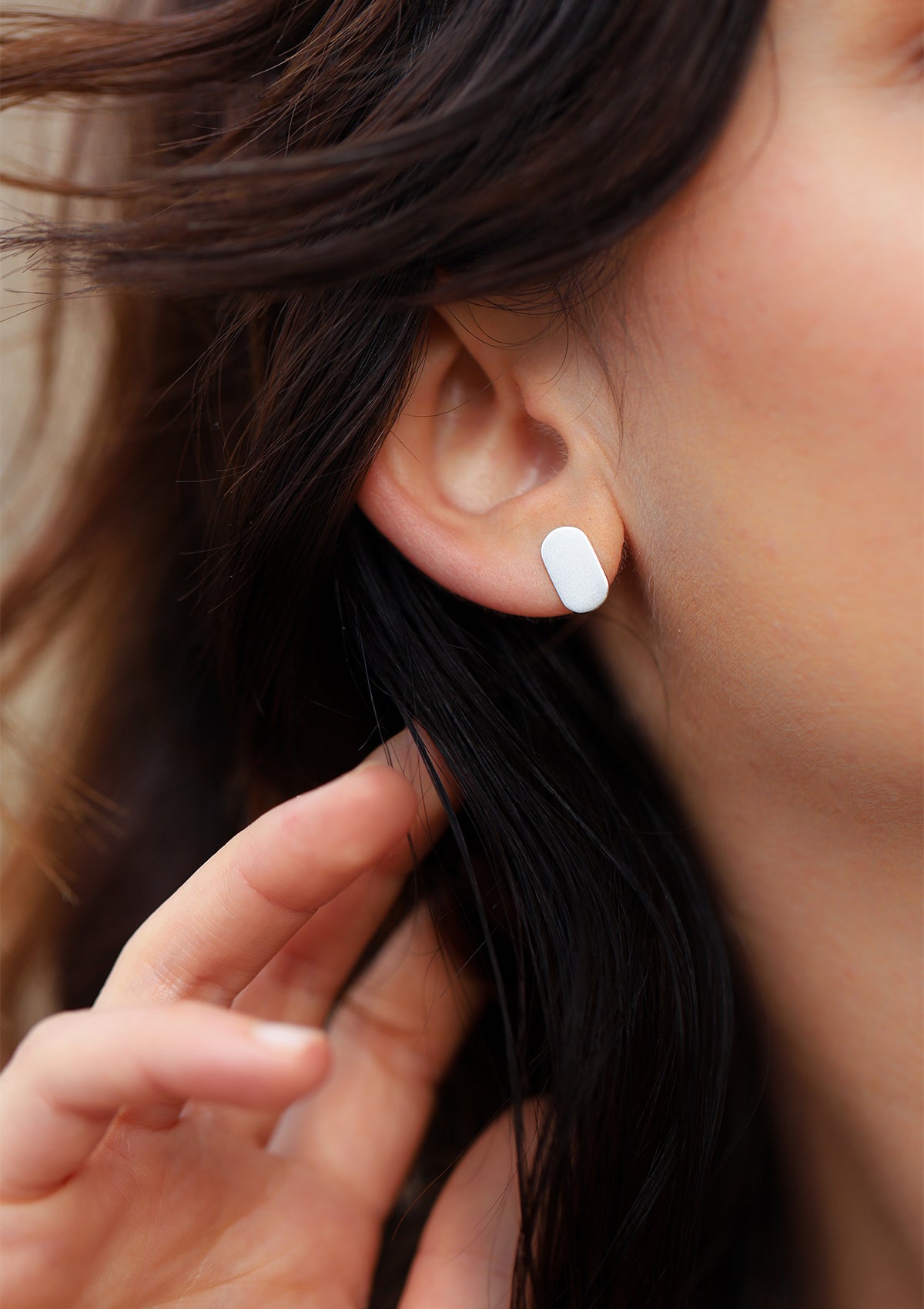 Small oval earrings