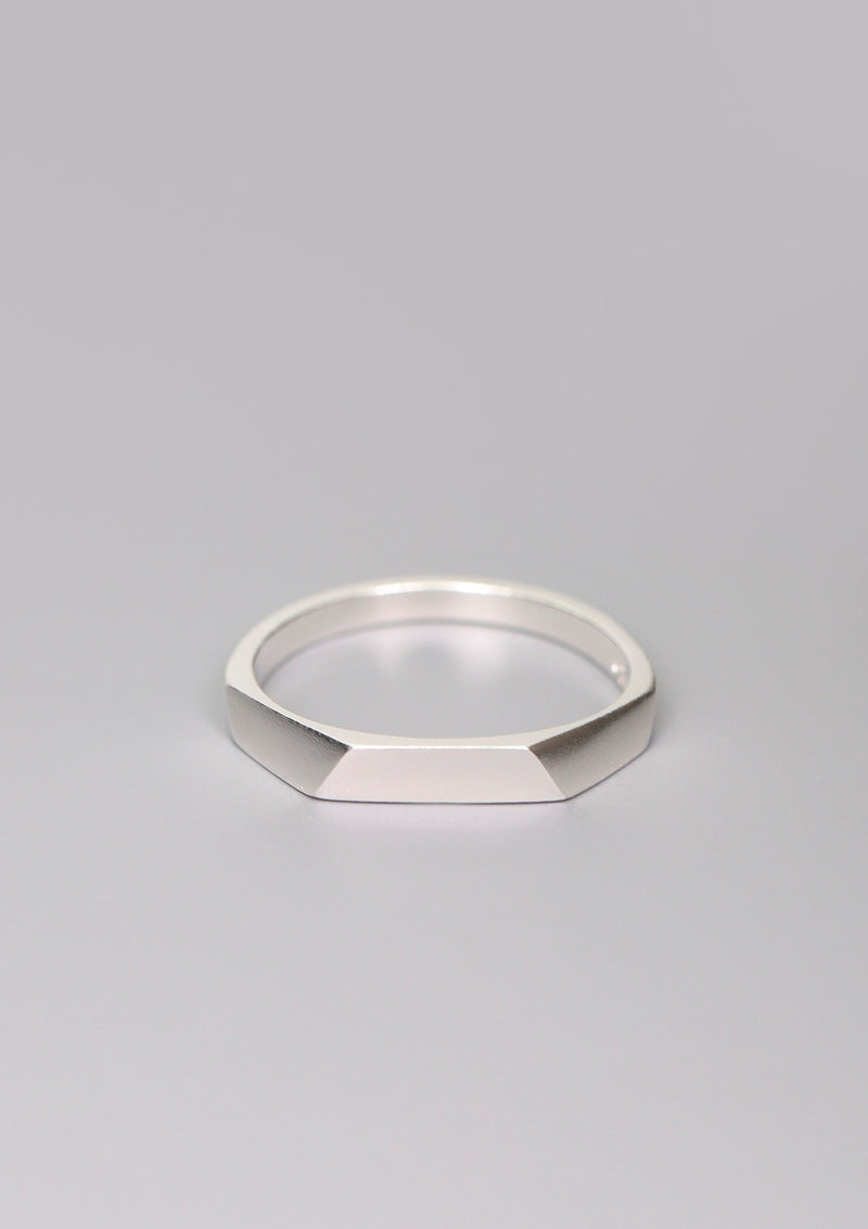 Small faceted signet ring