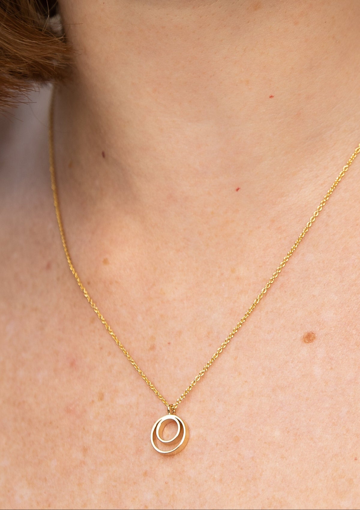 Goldkette mit Doppelkreis