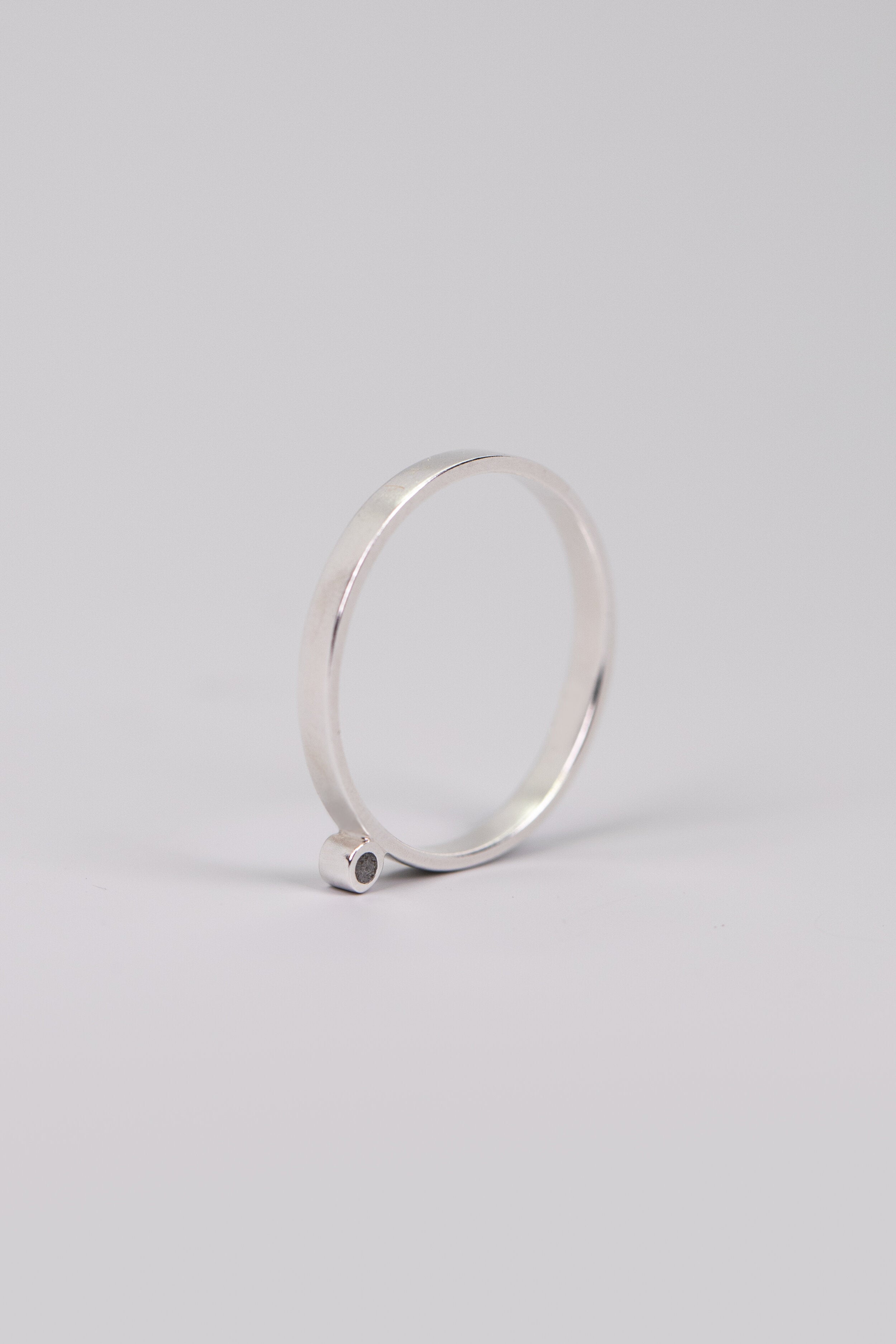 Dot concrete ring