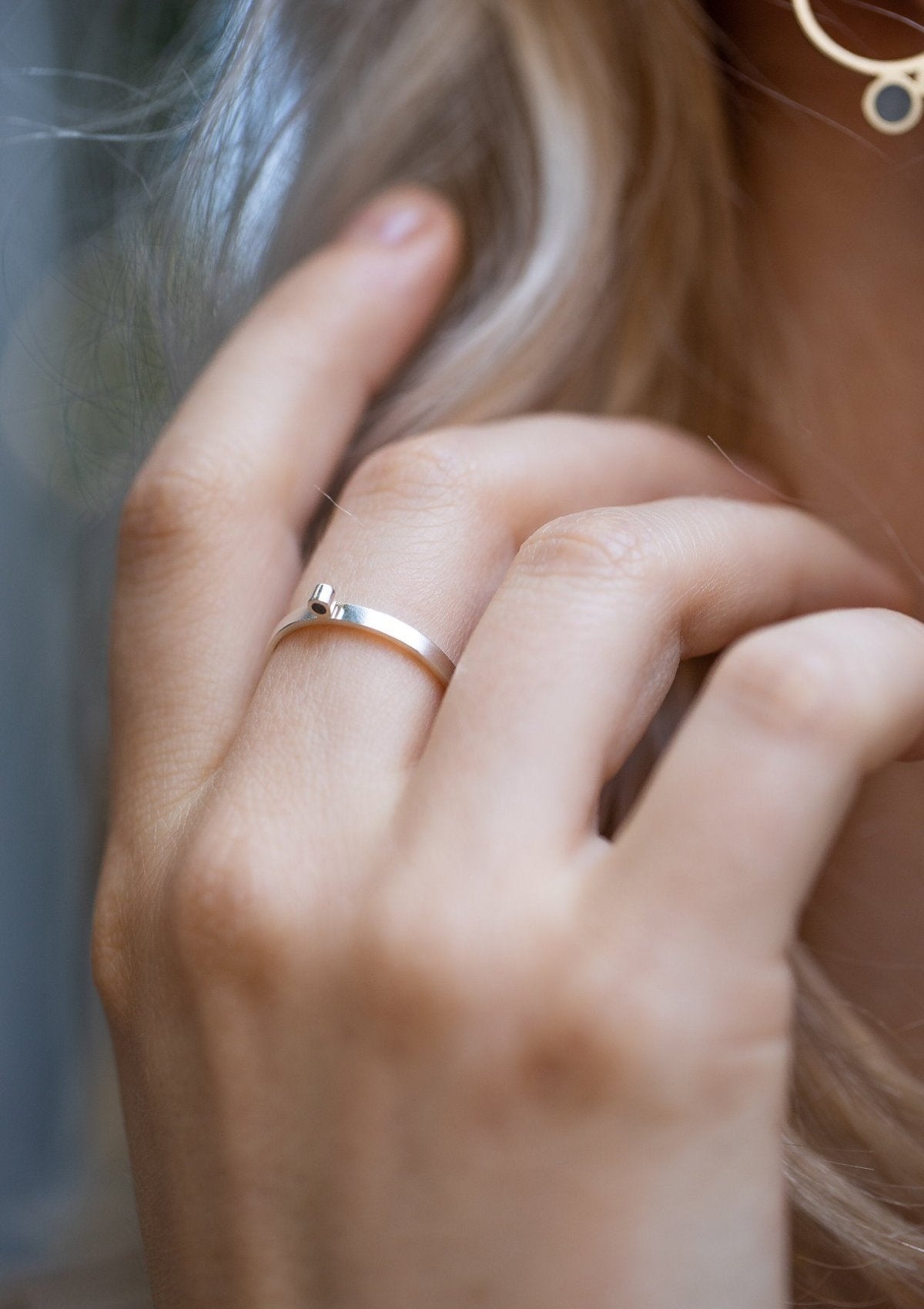 Dot concrete ring
